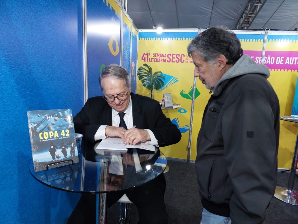 Semana Liter Ria Sesc Pr E Feira Do Livro Recebe Convidados E P Blico